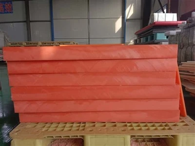 Prilagođeni UHMWPE list